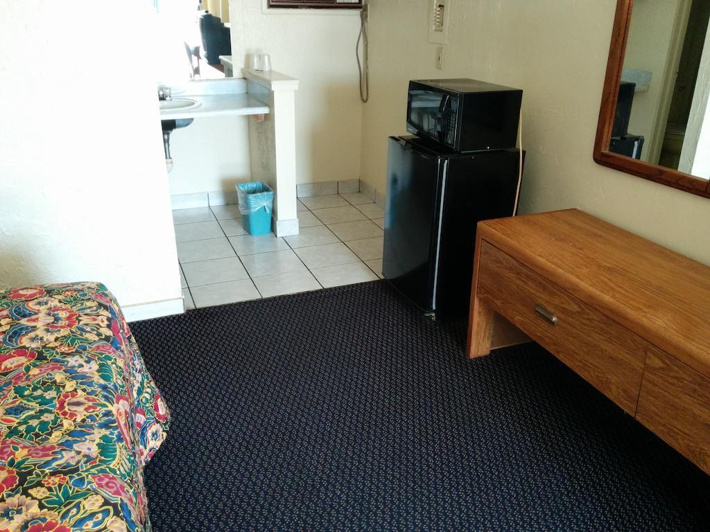 Crystal Motel Oakhurst ภายนอก รูปภาพ